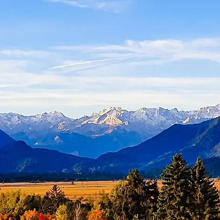 アパート Hoernlestubn